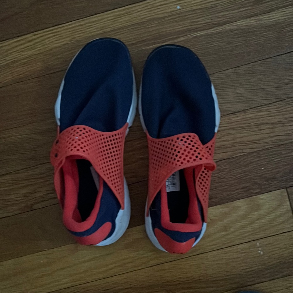 Nike Presto with Strap .Rarely Wore